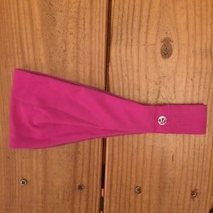 Lululemon Fringe Fighter Headband